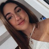 <strong>María López</strong>